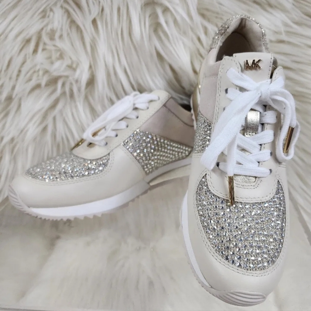 NEW Michael Kors tennis shoes sz 6 - Picture 1 of 12